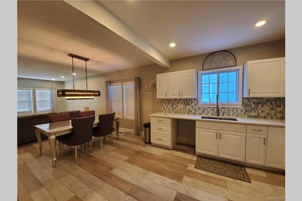 Luxury Private Home In The Heart Of Niagara Falls Eksteriør billede