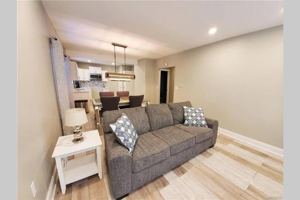Luxury Private Home In The Heart Of Niagara Falls Eksteriør billede